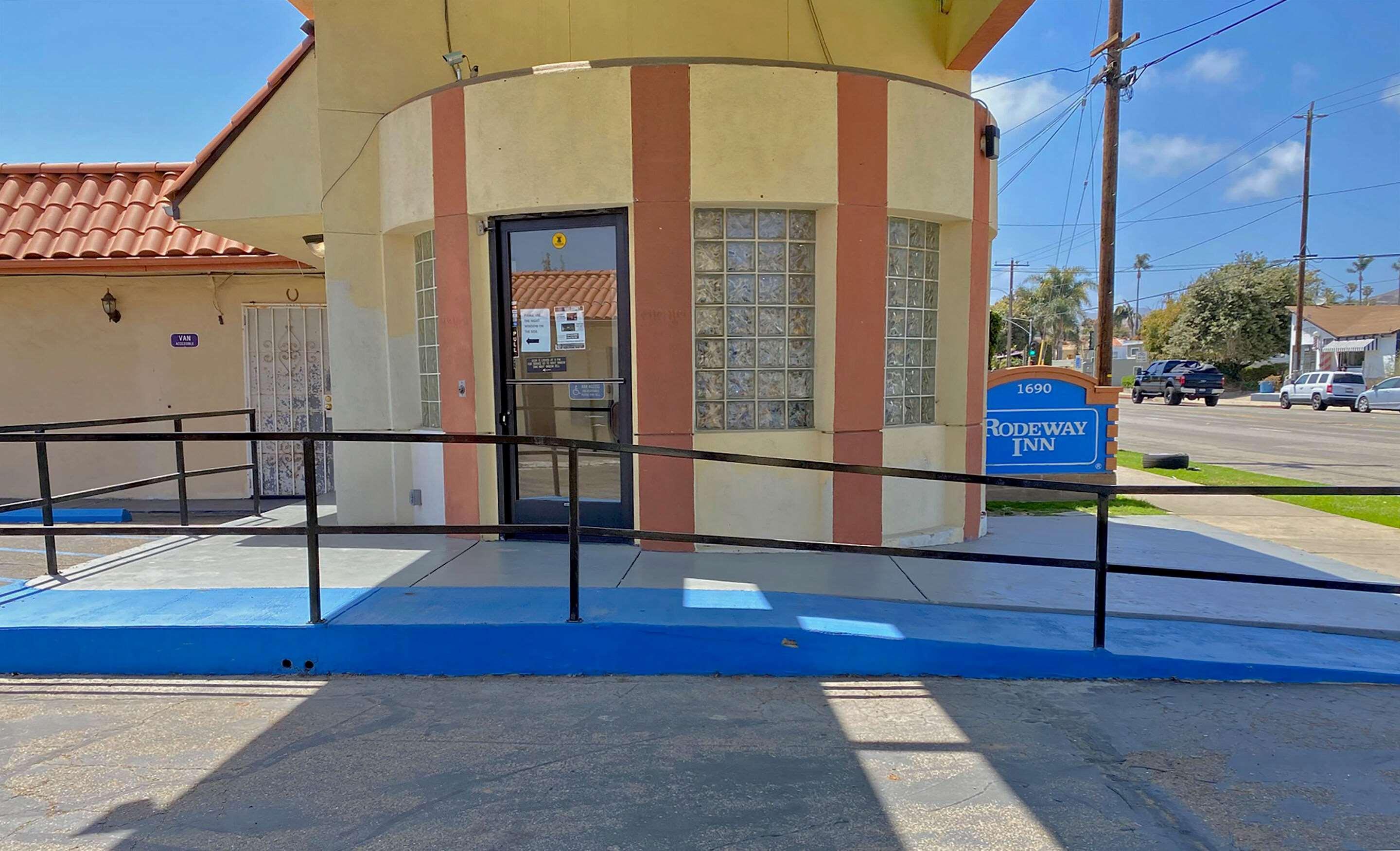 Rodeway Inn Ventura Exterior photo